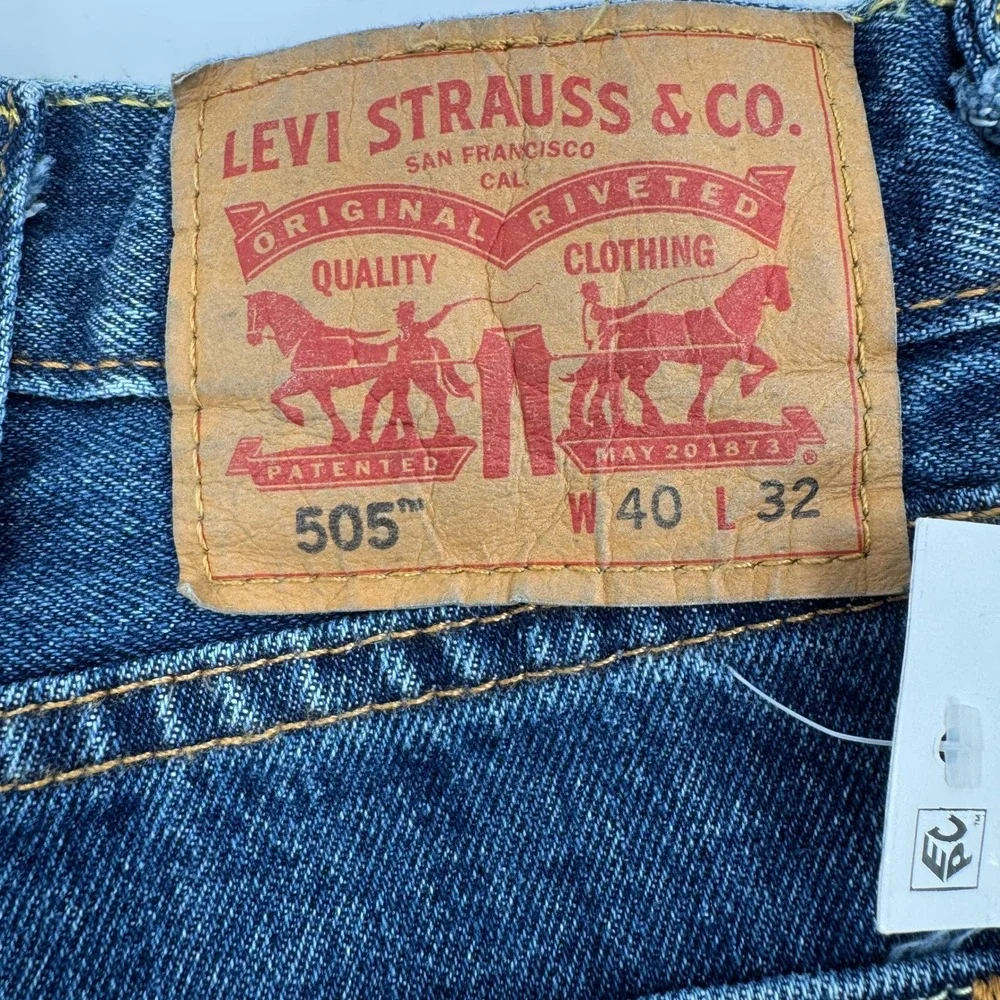 Levi's‎ 505 Regular Fit Jeans Mens 40x32 Blue Straight Leg Medium Wash NWT
